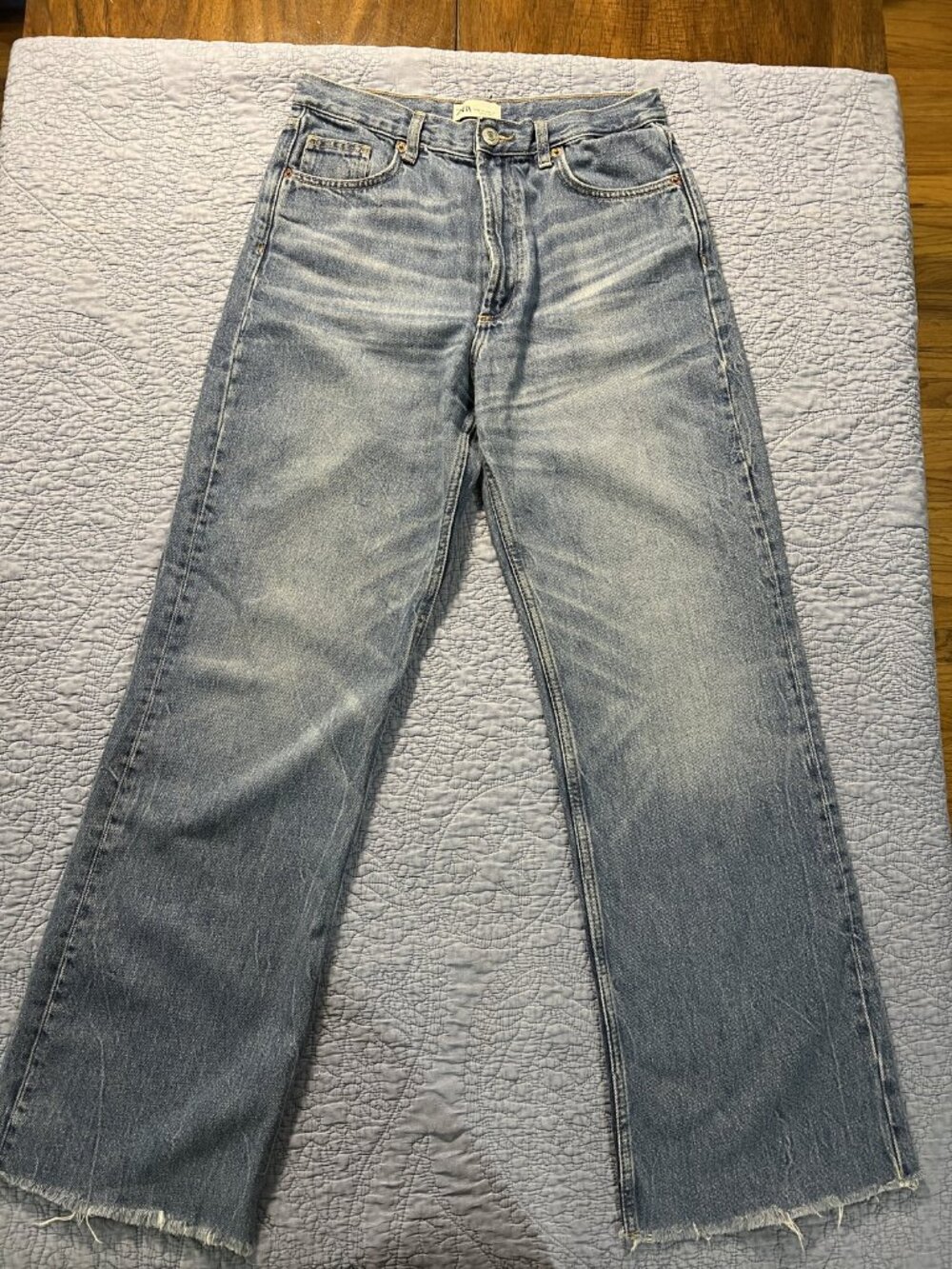 Zara High Rise Straight Leg Jeans Medium Wash Raw Hem Size 6